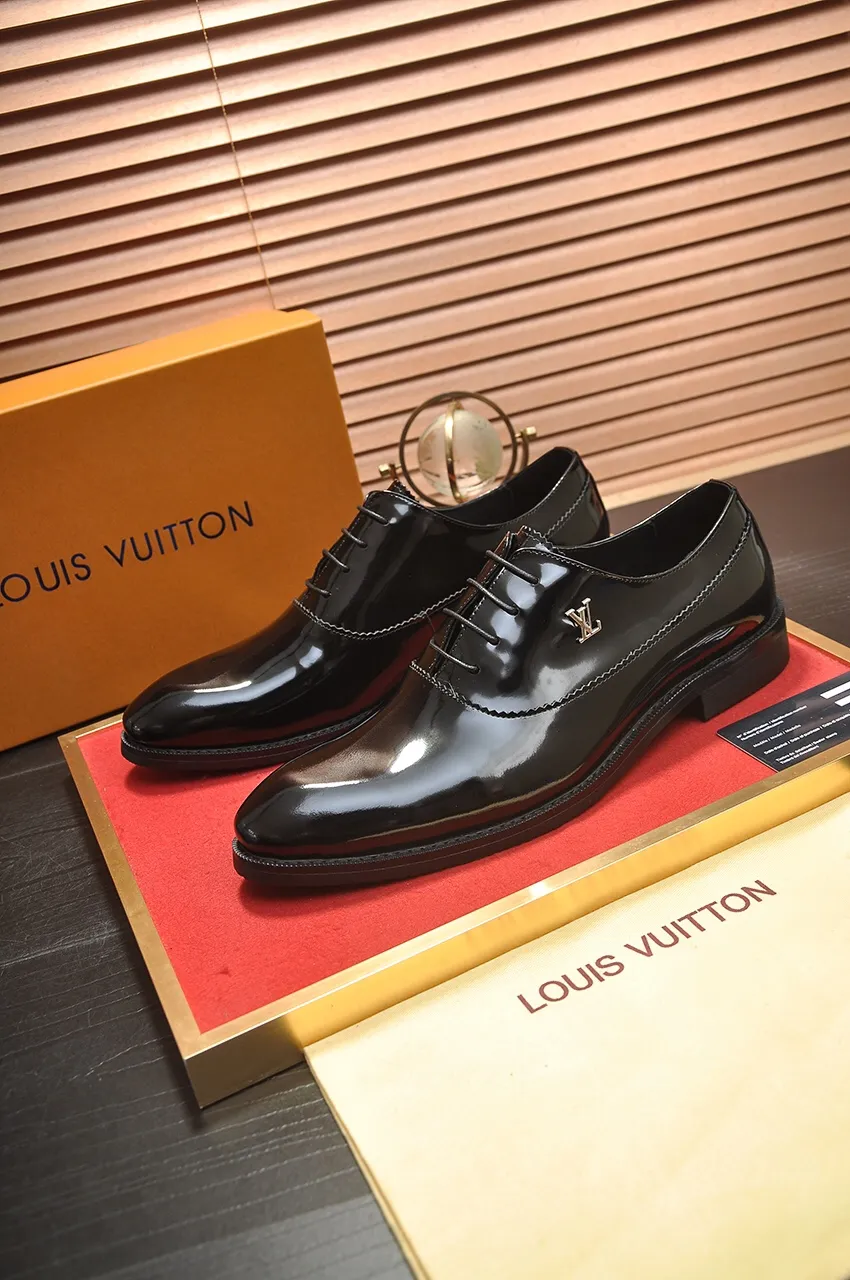 Men's shoes💰460💶【LOUIS VUITTON】(sheepskin lining) new cowhide LV formal shoes🎩🎩❗️🆘made one to one at the counter🎩original quality, imported cowhide upper➕full sheepskin lining➕original rubber outsole, {high quality visible}👣Size: 38-45 (45 custom-made)